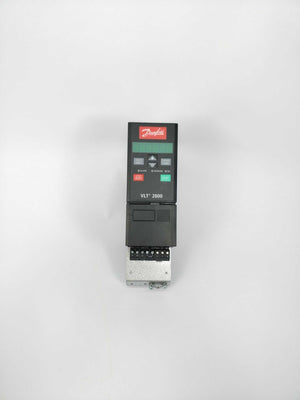 Danfoss 131Z8825 In:3x380-480V 50/60Hz 1.6A Out:3x0-Uin 0-590Hz 1.7A 1.1kVA