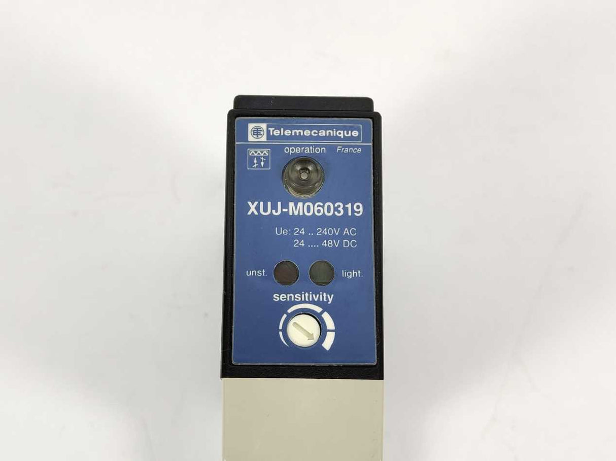 TELEMECANIQUE XUJ-M060319 Photoelectric Sensor