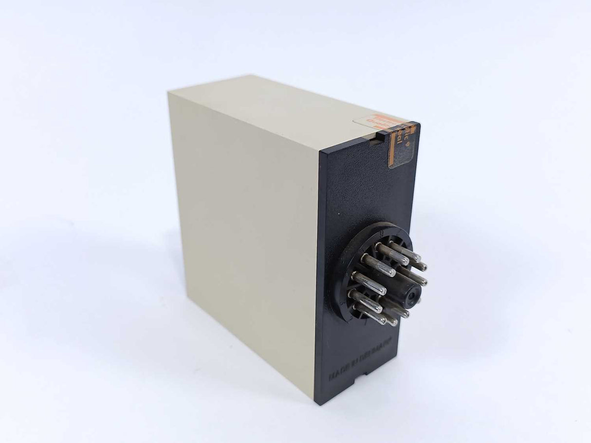 Electromatic SP239230 Dividing Relay, 230 V~ 50/60 Hz