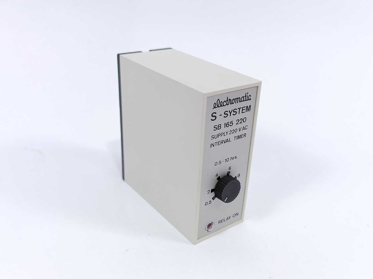 Electromatic SB 165 220 Interval Timer 5.0 - 10 hrs, Supply 220 V AC