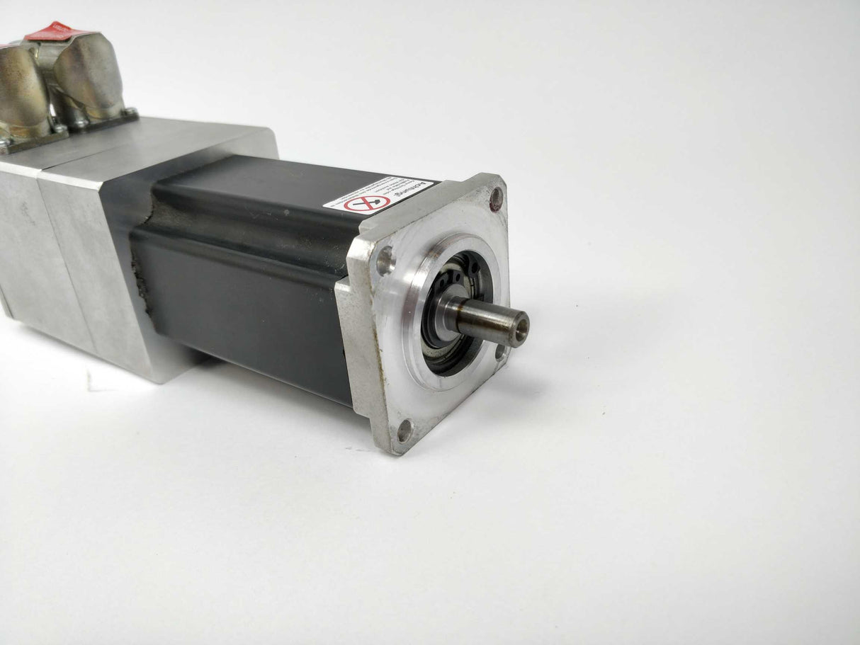 Baumüller DSD28M65U6054 Servo motor 570W 1,2Nm 1,7A