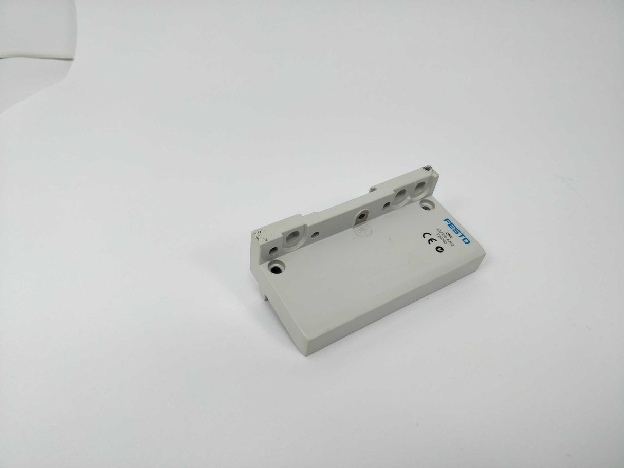 Festo CPX-EPR-EV 195714 (677097) END COVER WITH END PLATE CPX-EPL-EV 195716 (677096)