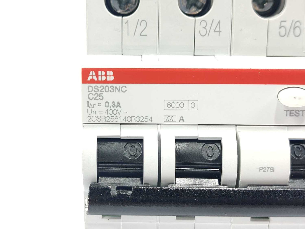 ABB 2CSR256140R3254 DS203NC C25 A300 Circuit Breaker