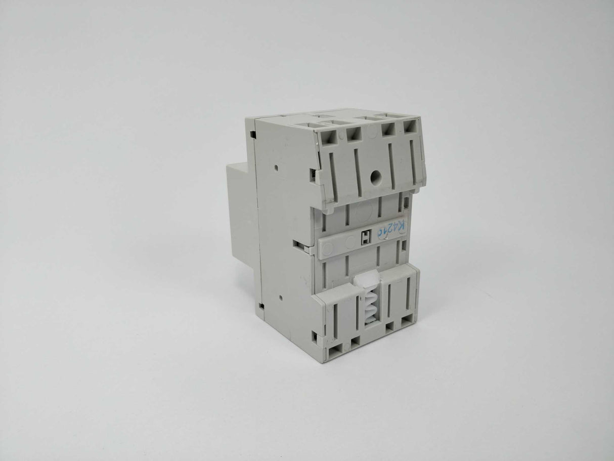 Siemens 5TT50430 INSTA Contactor 40A, 4NC 230V AC/DC coil