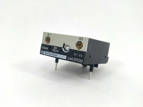 TELEMECANIQUE LA4DT0U 023645 Time Module