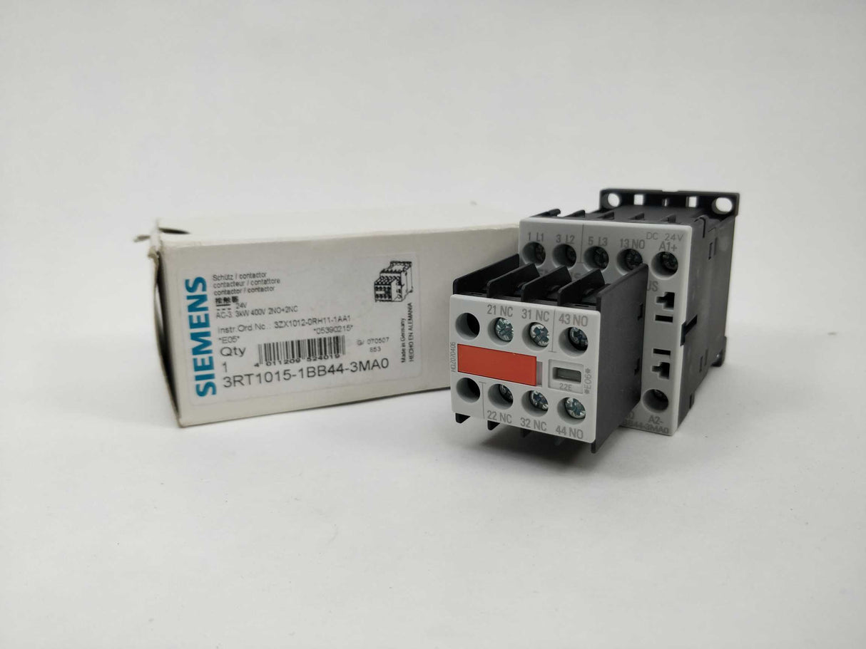 Siemens 3RT1015-1BB44-3MA0 24VDC Coil Power contactor