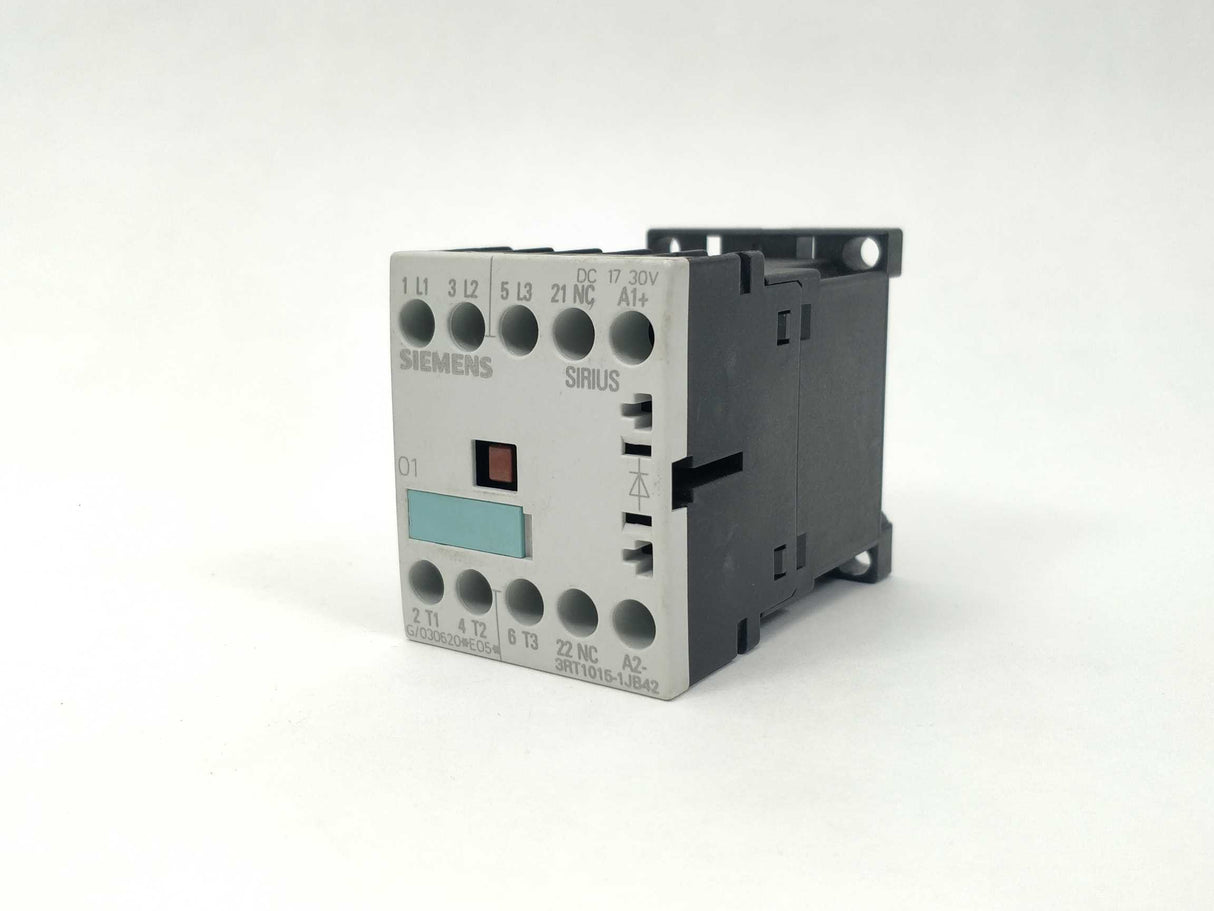 Siemens 3RT1015-1JB42 SIRIUS DC17 Power contactor