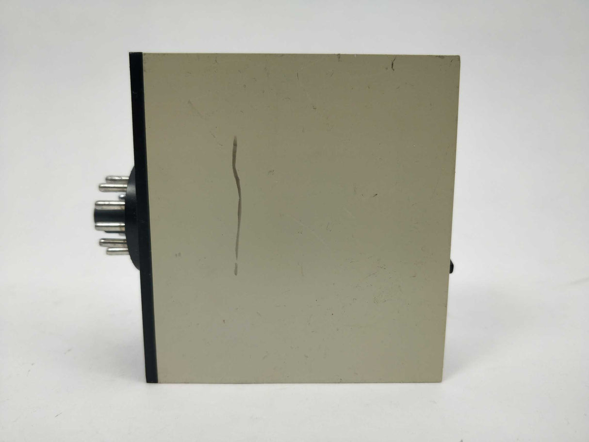 Carlo Gavazzi SE 125 230 PHOTORESISTOR RELAY