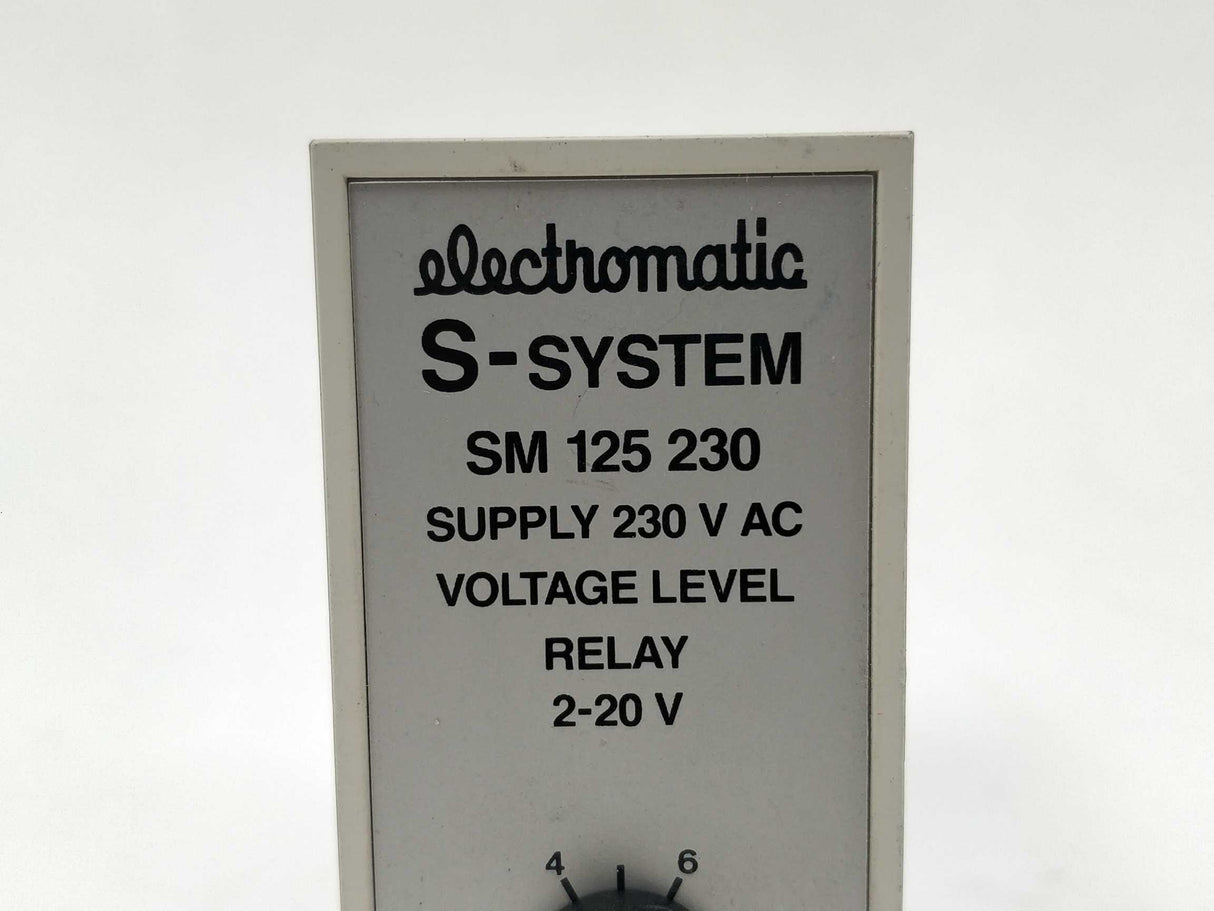 Carlo Gavazzi SM125230 VOLTAGE LEVEL RELAY