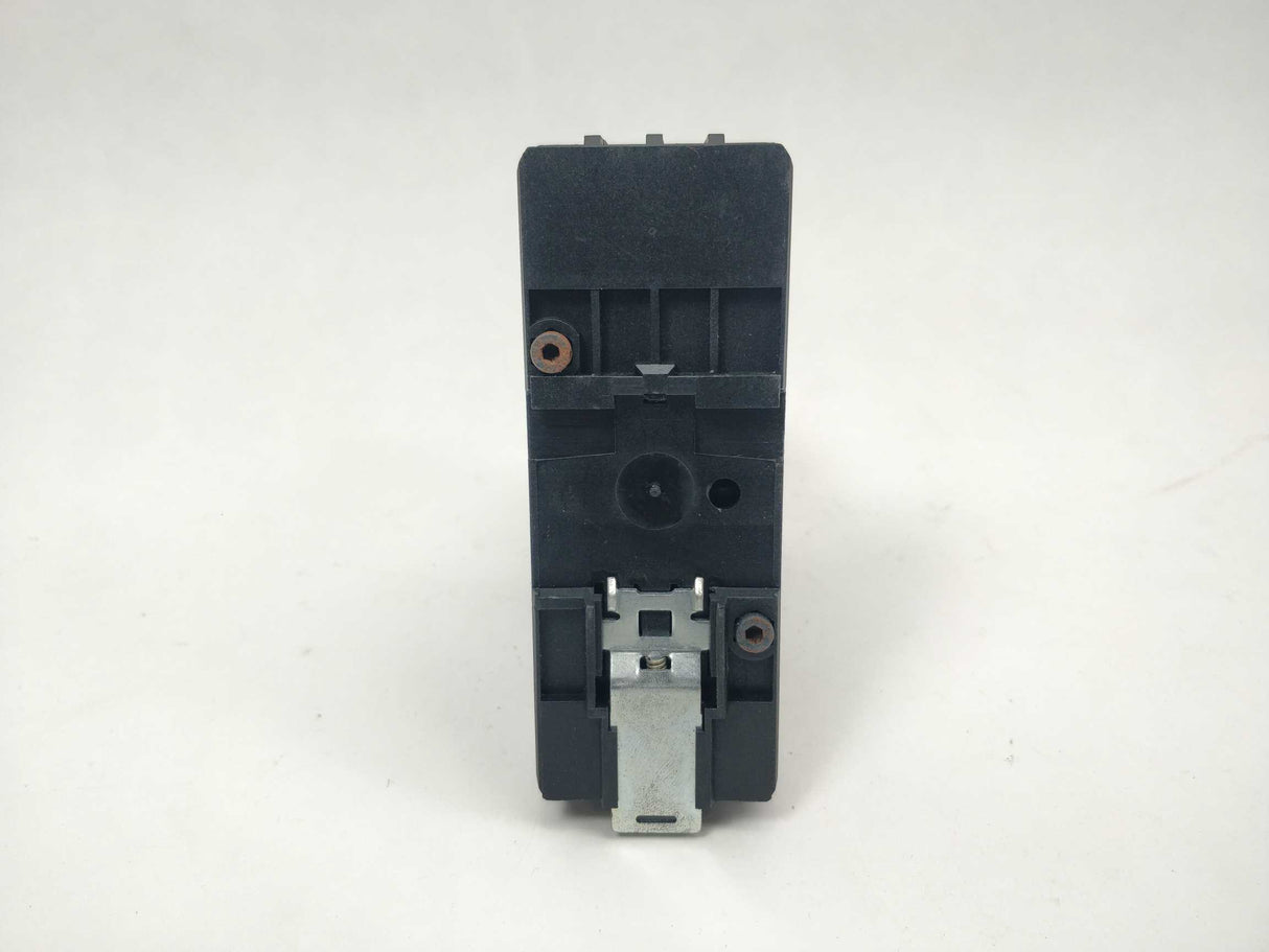 Carlo Gavazzi VDE 0660 RELAY CURRENT