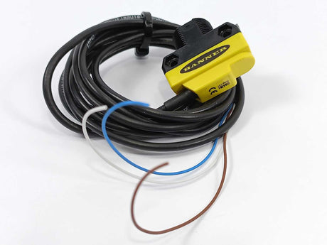 Banner Engineering QS186LE212 All Purpose Photoelectric Sensor