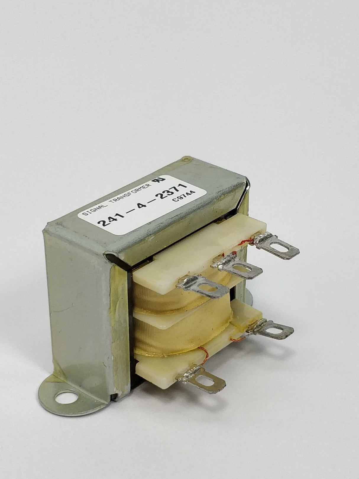 Signal Transformer 241-4-2371 C9744