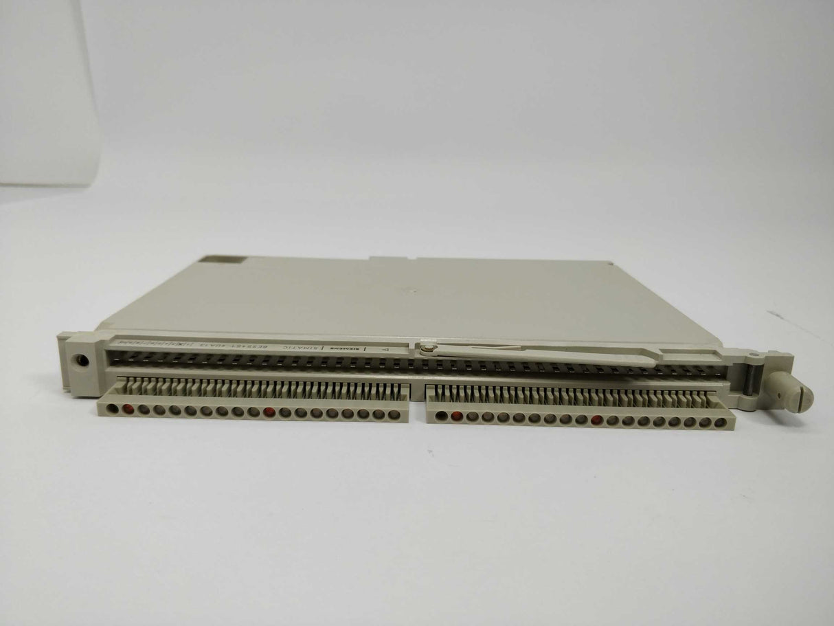 Siemens 6ES5451-4UA13 Digital output module