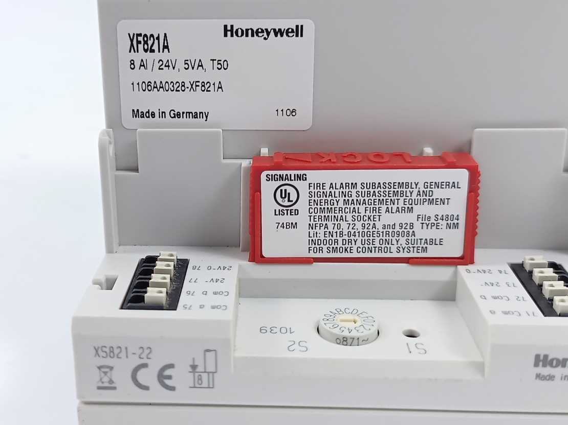 Honeywell XF821A Pluggable Panel Bus Analog Input Module