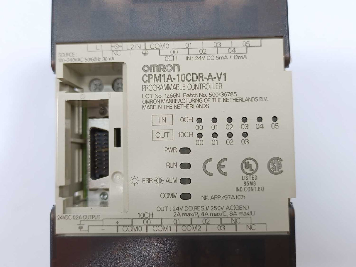 OMRON CPM1A-10CDR-A-V1 Programmable Controller