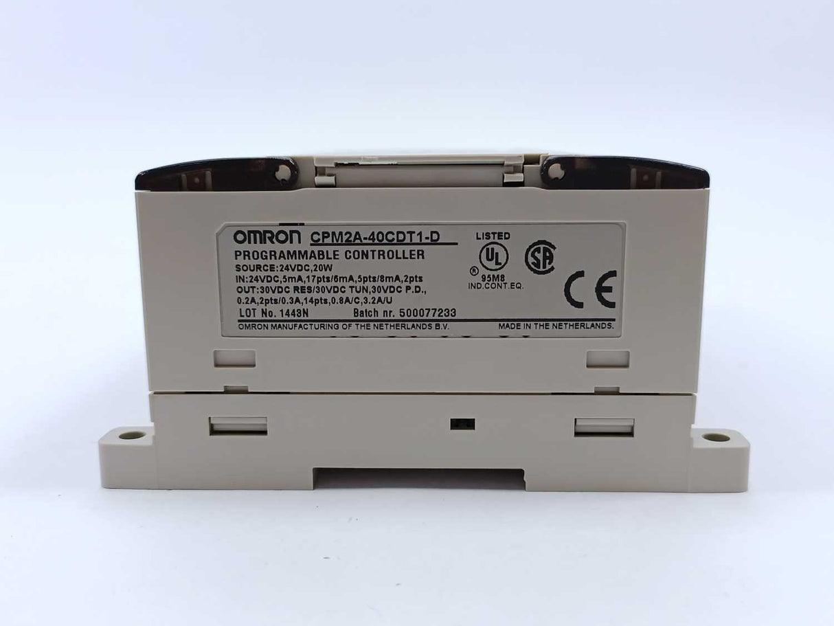 OMRON CPM2A-40CDT1-D Programmable Controller