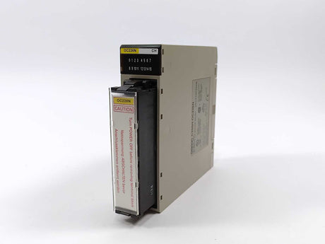 OMRON C200H-OC226N Output unit