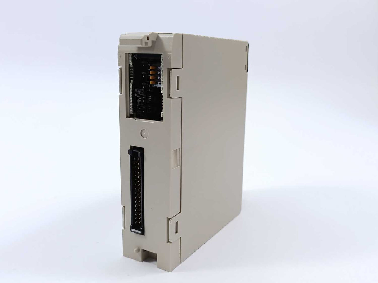 OMRON C200H-AD003 A/D UNIT