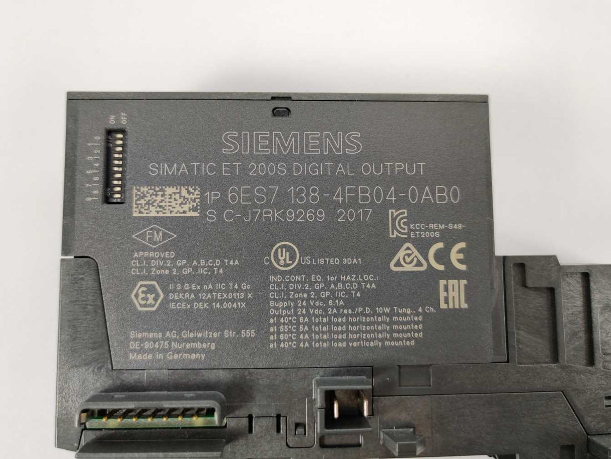 Siemens 6ES7138-4FB04-0AB0 Electronics module PROFIsafe w/ 6ES7193-4CG30-0AA0