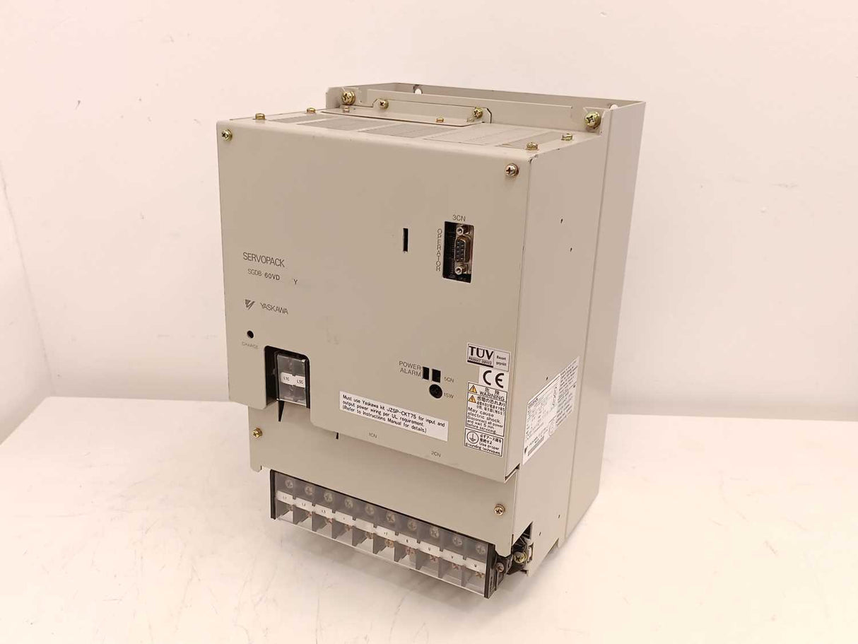 YASKAWA SGDB-60VDY6 SERVOPACK 4.kW 4Servo Drive