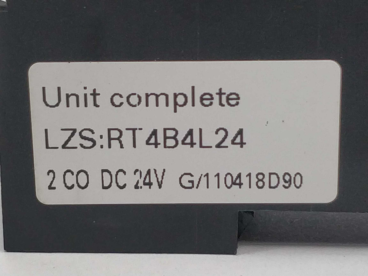 Siemens LZS:RT4B4L24 24V Coil RT424024 Plug-in relay complete unit