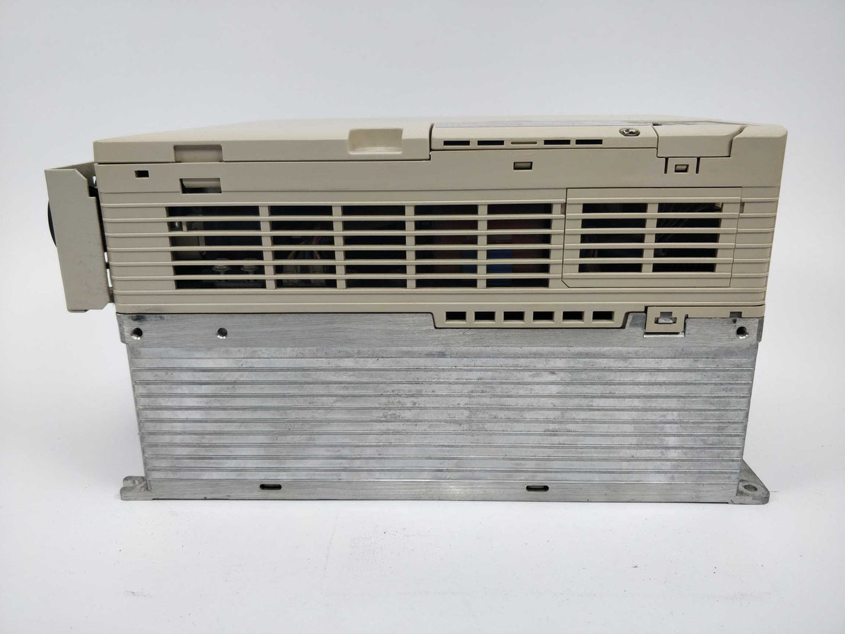 OMRON / YASKAWA VZA4015FAA CIMR-VZ4A0038FAA Rev. A 15kW/18,5kW