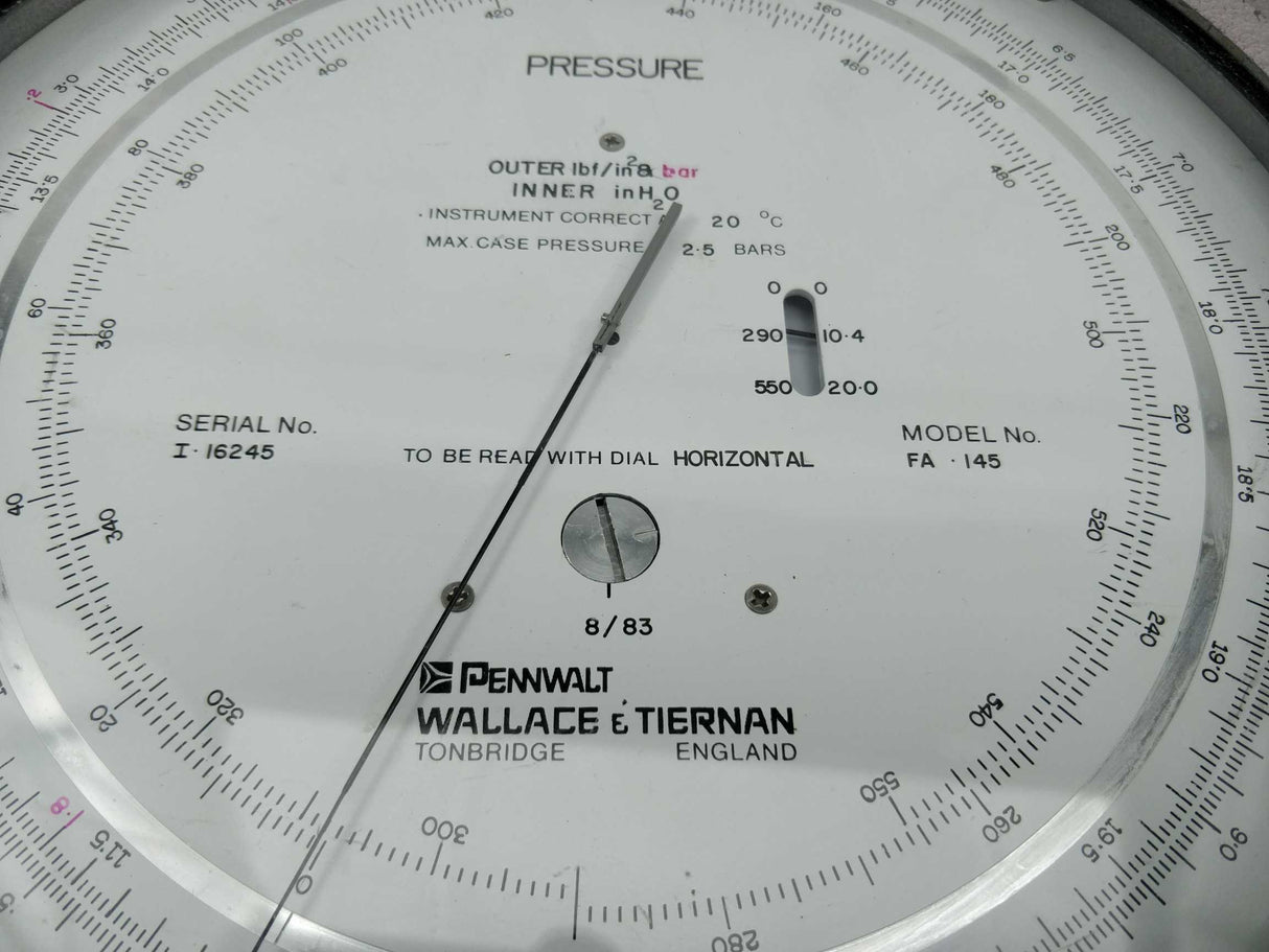 Wallace & Tiernan Pennwalt FA-145 Pressure gauge