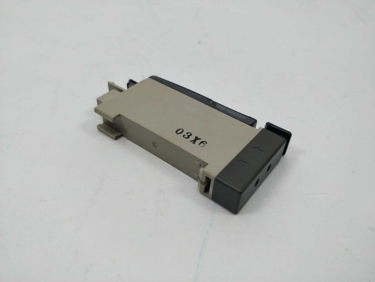 OMRON E3X-NT26 Fiber-Optic Sensor