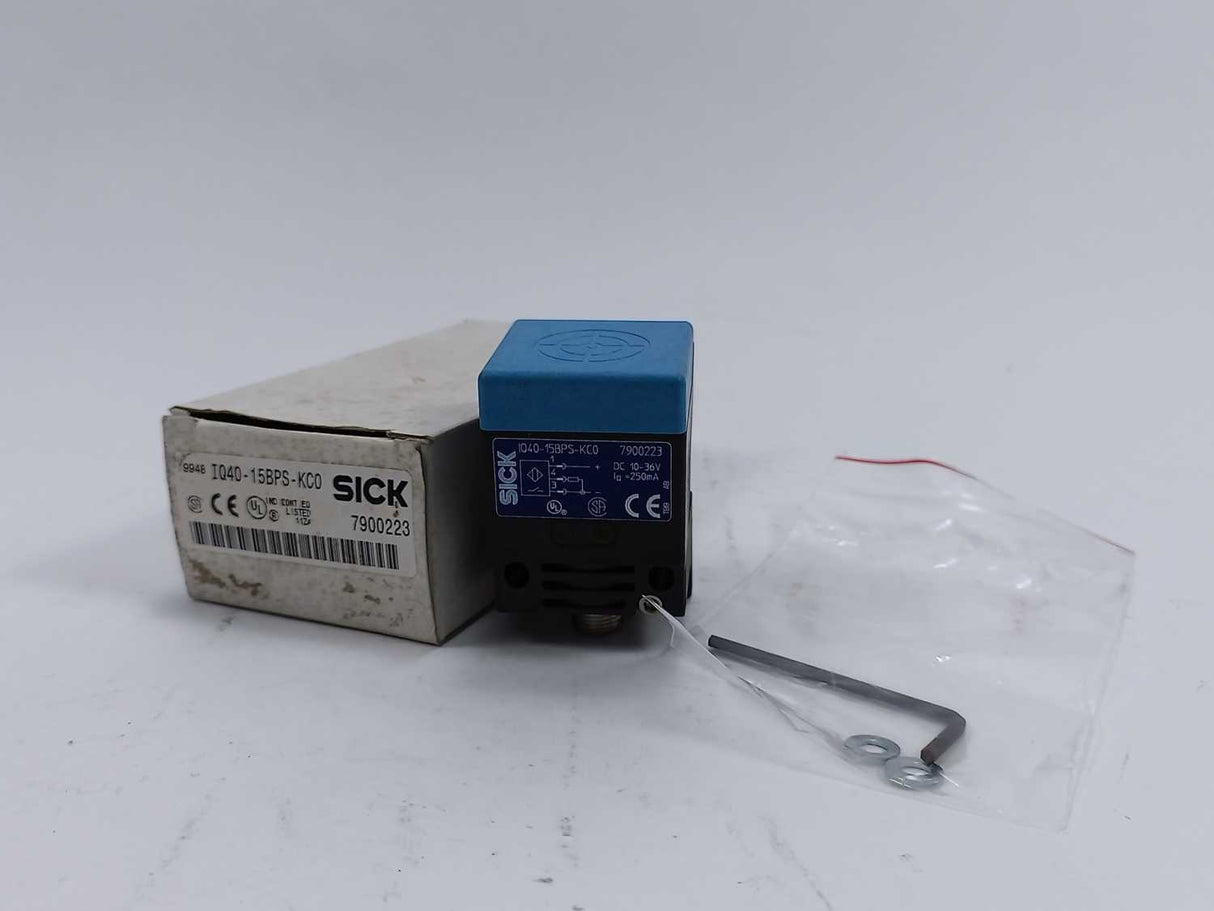 SICK 7900223 IQ40-15BPS-KC0 INDUCTIVE PROXIMITY SENSOR