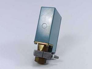 TELEMECANIQUE XMJ-A0127 PRESSURE SWITCH