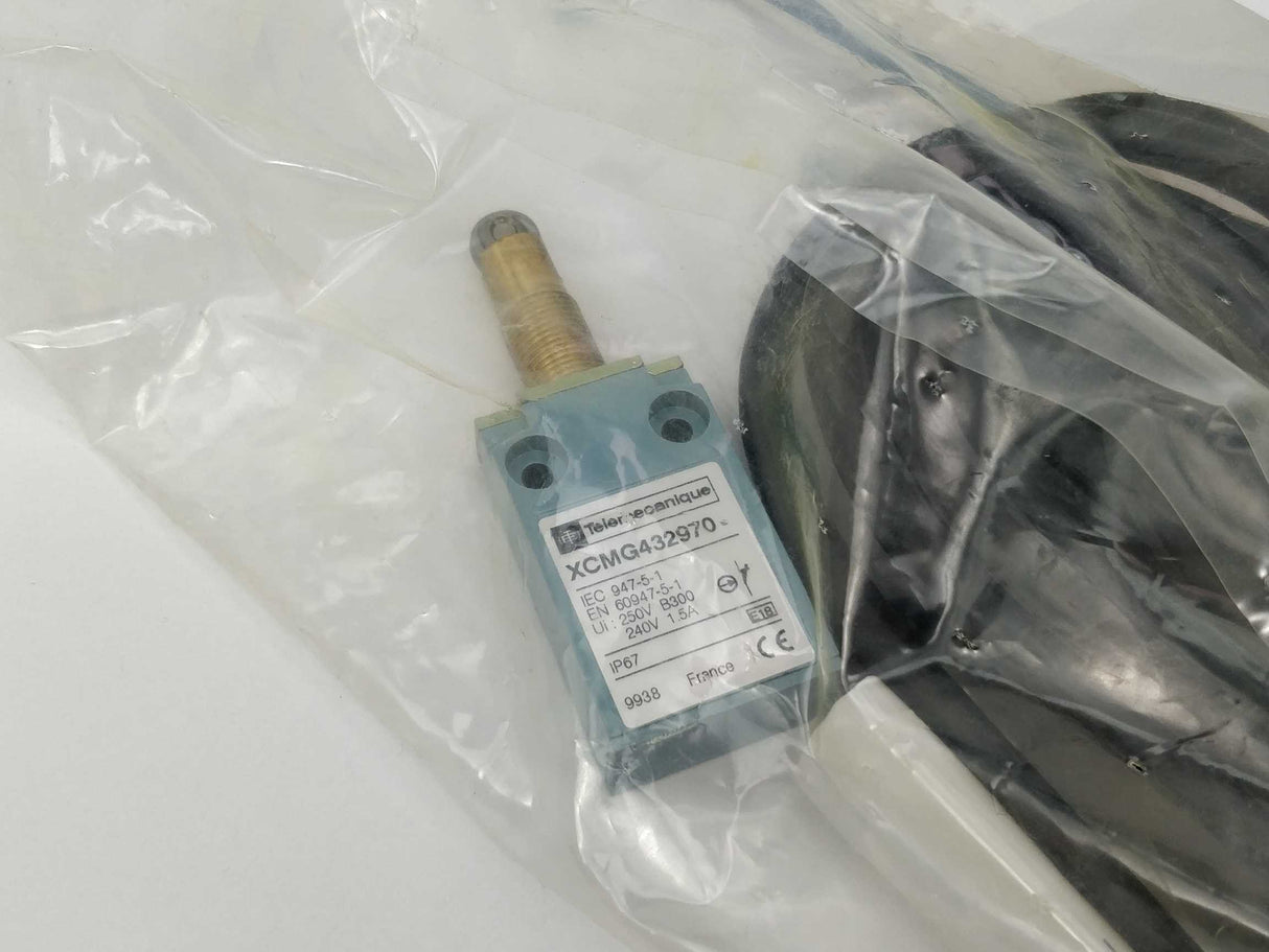 TELEMECANIQUE XCM G432970 Limit switch