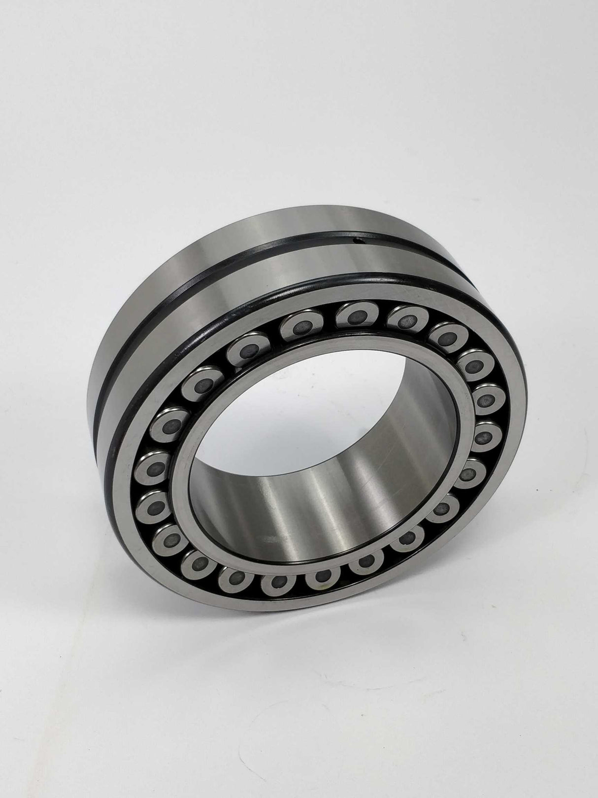 FAG 23122EASK.M.P5R35.55.J15S Spherical Roller Bearing