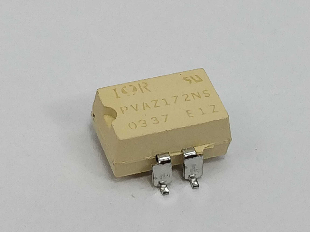 Infineon PVAZ172NS Photovoltaic Relay 73 pcs.