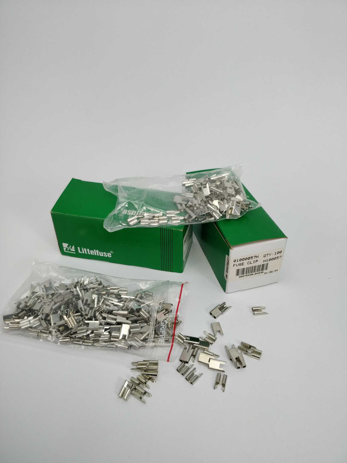 Littelfuse 01000057H Fuse Clips 645 Pcs. 15 A