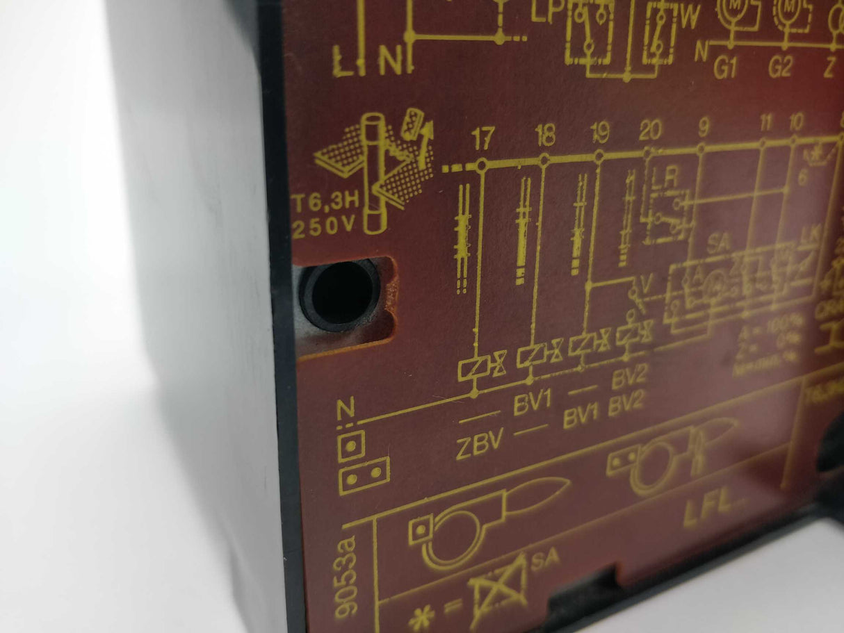 Landis & Gyr LFL1.122 Burner Control