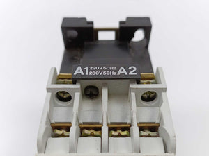 Danfoss 037H0022 Contactor CI 9 w/ 4 Main Contacts