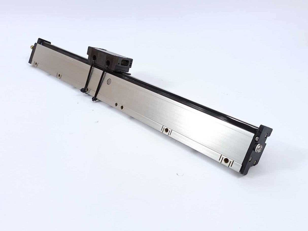 HEIDENHAIN AE 17 Linear Encoder w/ 560mm Rail