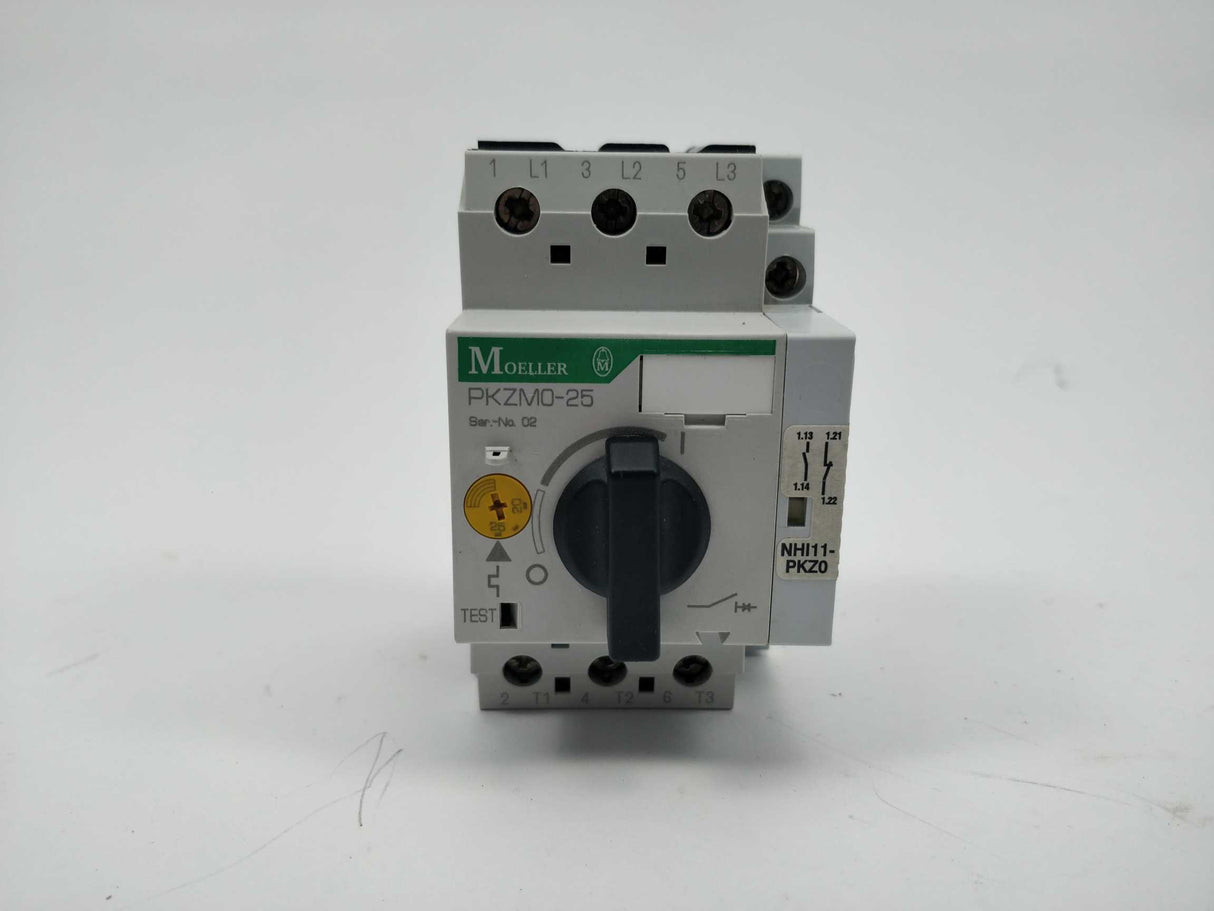 MOELLER PKZM0-25 Circuit Breaker with NHI11-PKZ0