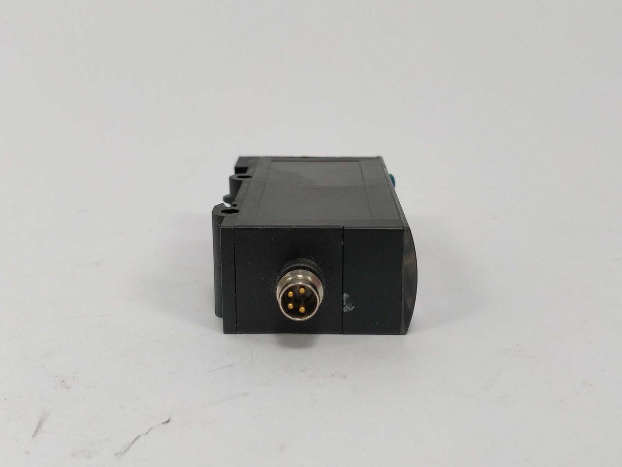 Festo SDE3-D2S-P-HQ4-2P-M8 546126 pressure sensor