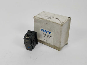 Festo SDE5-V1-O-Q6E-P-M8 527461 pressure sensor