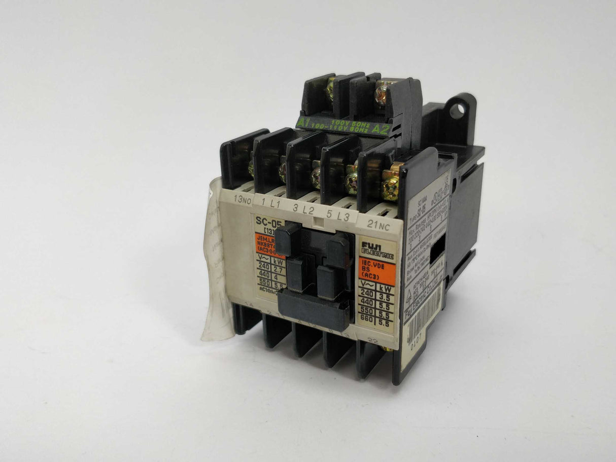 Fuji Electric SC-05 (13) Contactor 1Ph 3.5kW, 3Ph 5.5kW, 13A