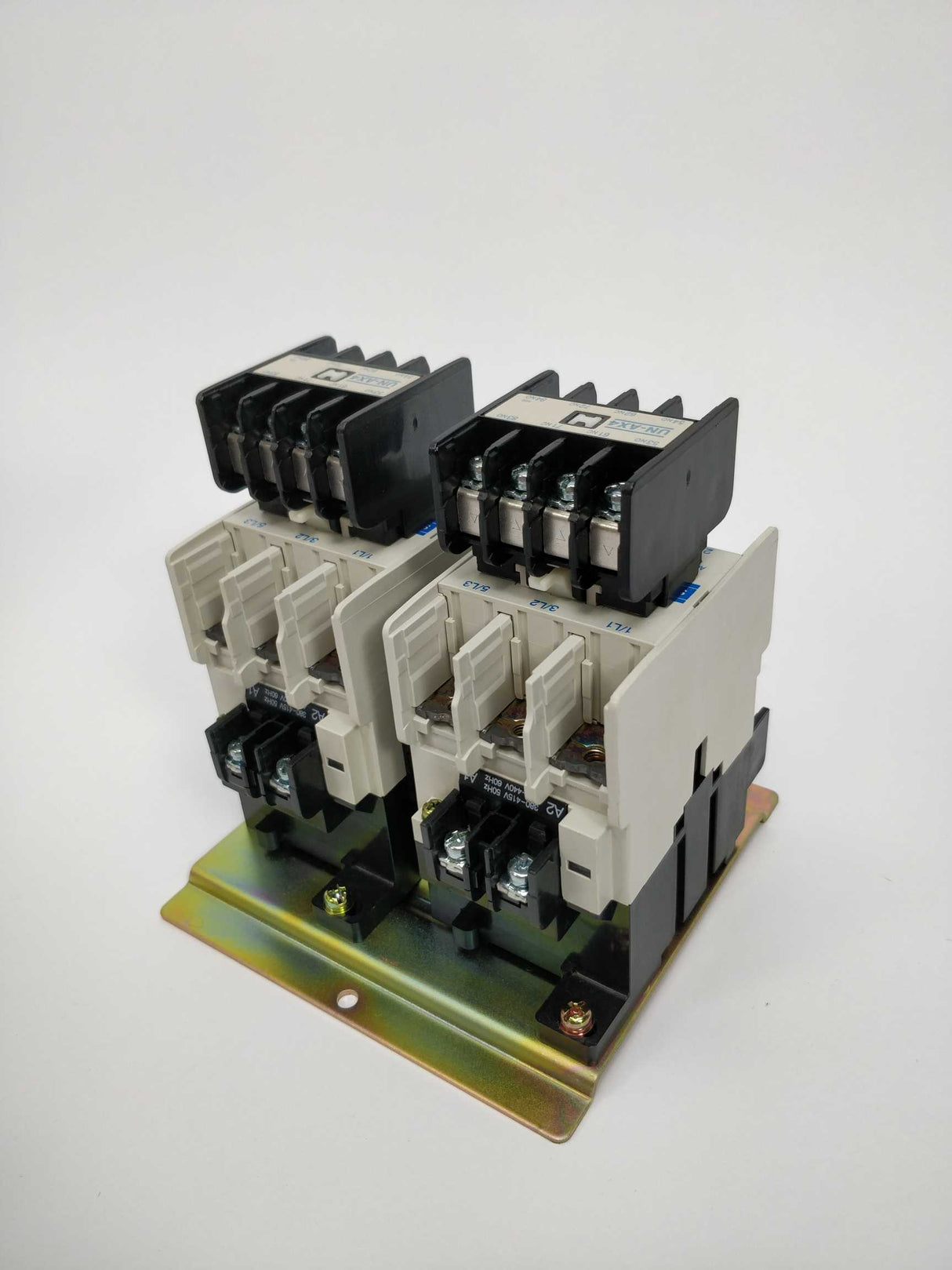 Mitsubishi S-N38, UN-AX4 Magnetic Contactor