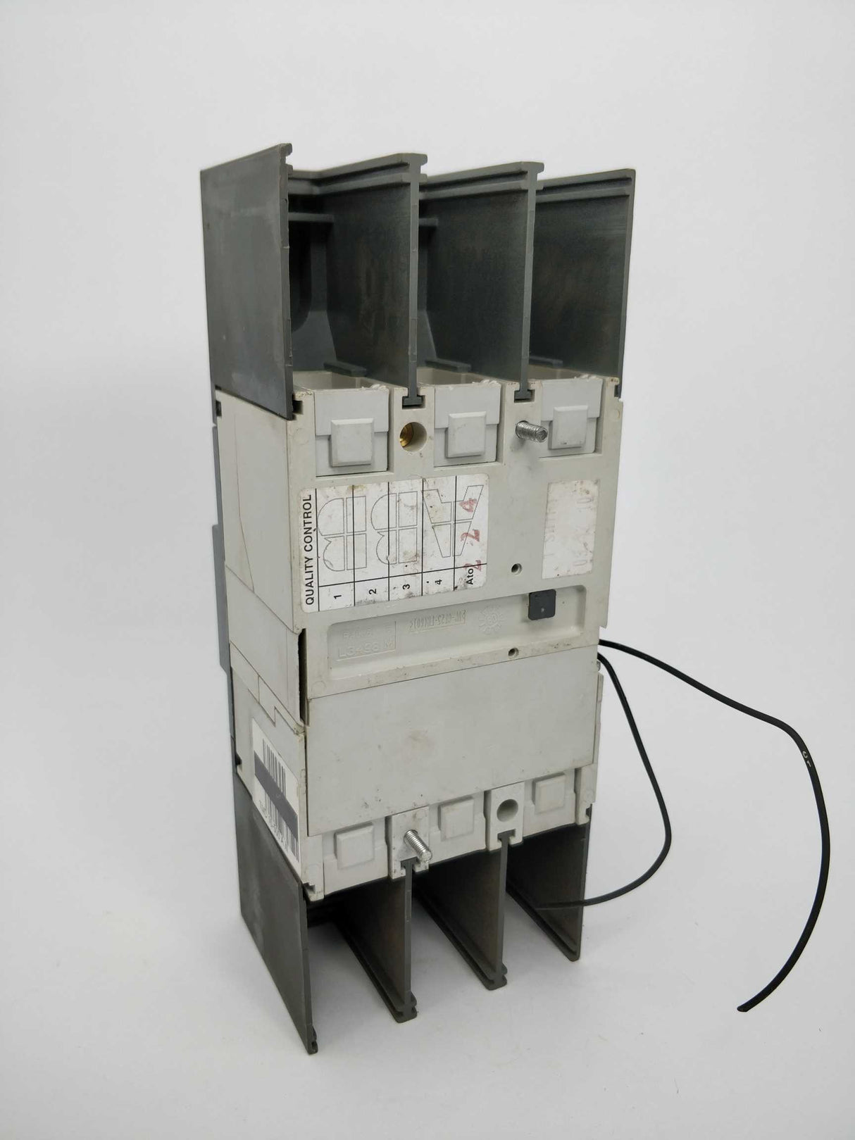 ABB Tmax T2L 160 Circuit breaker with YO coil accessory