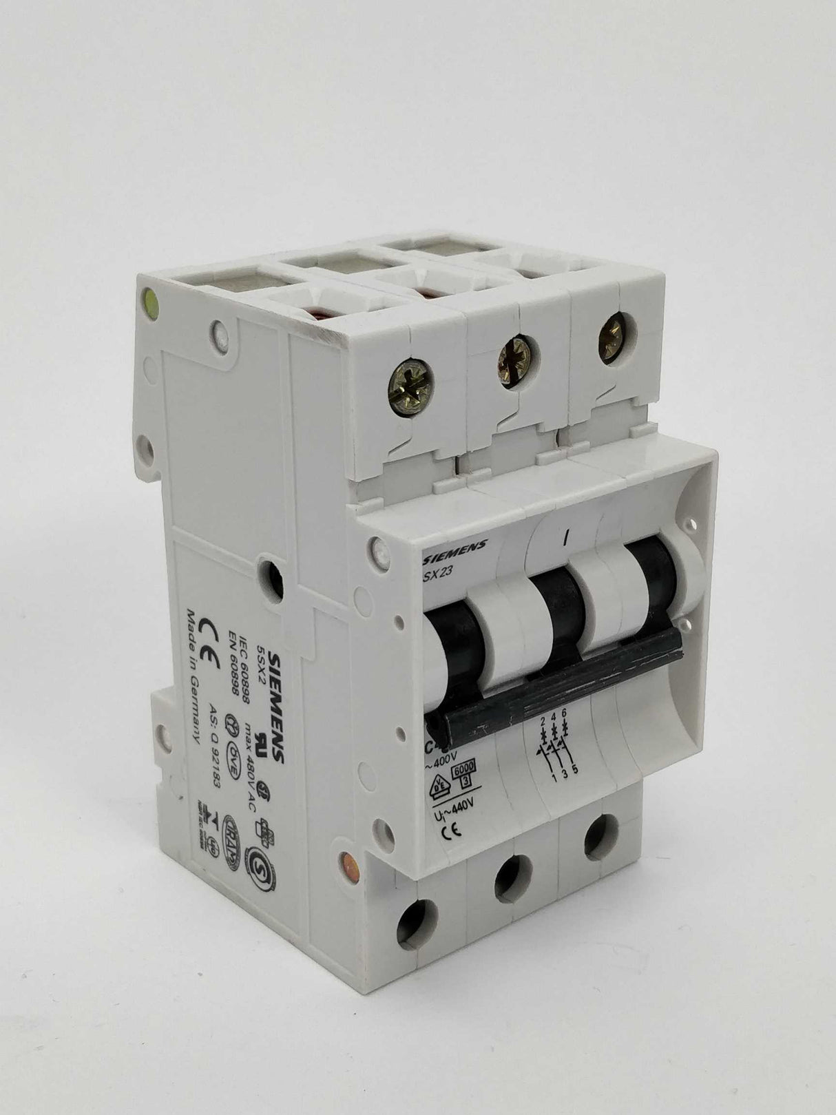 Siemens 5SX2304-7 Circuit breaker 400V, 6KA, 3P, 4A