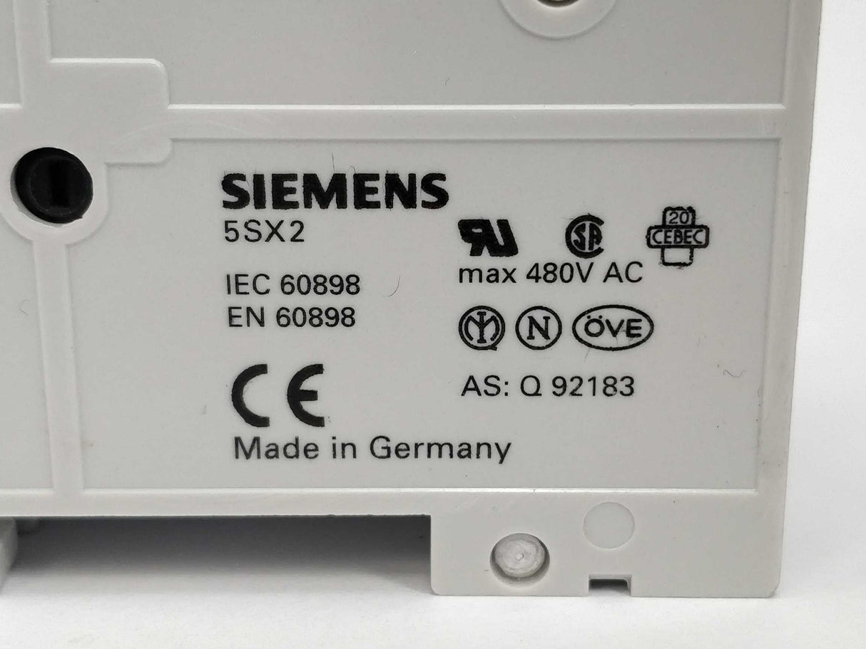 Siemens 5SX2306-7 Circuit breaker 400 V, 6kA, 3P, 6A