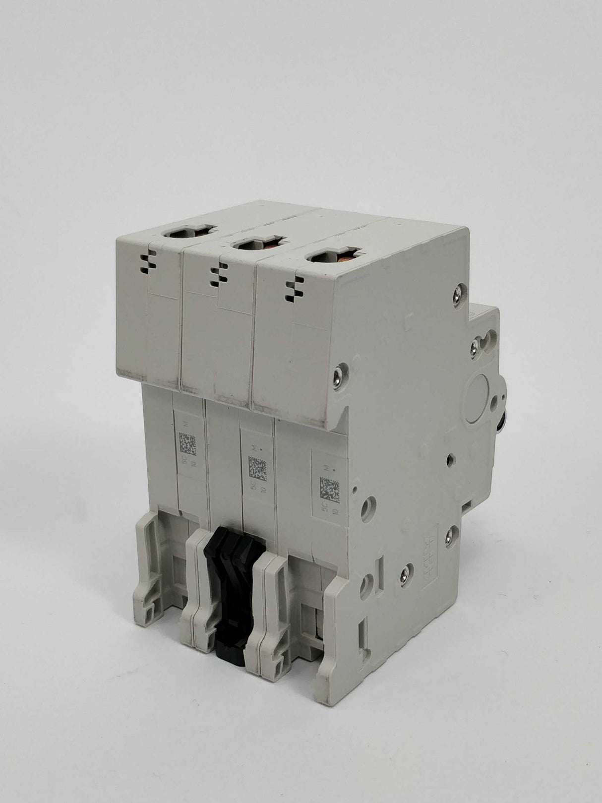 ABB 2CDS213001R0104 SH203-C10 miniature circuit breaker