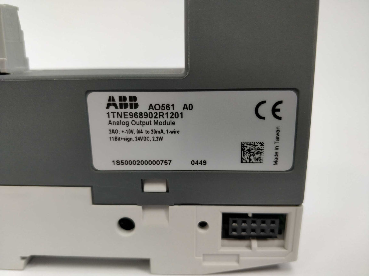 ABB 1TNE968902R1201 AO561 A0 Analog Output Module