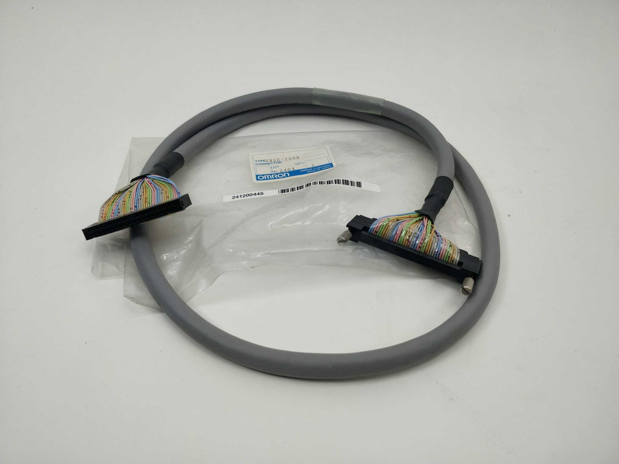 OMRON XW2Z-100B Connector Cable