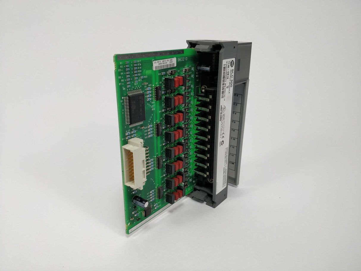 AB 1746-OB16 SLC 500 Output Module Ser. D