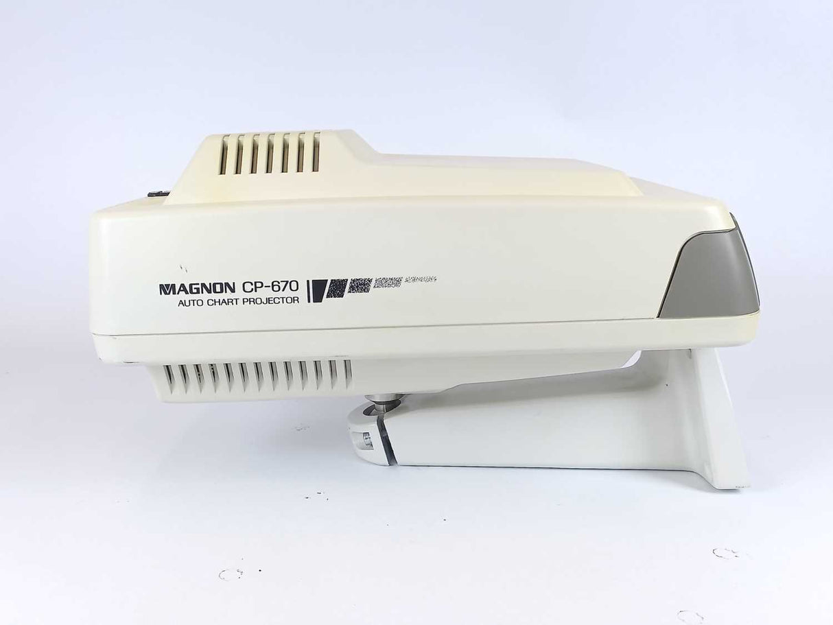 Nidek RT-1200U Auto Chart Projector w/ RefractorCP-670 Magnon